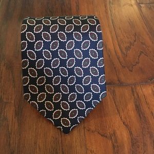 Lands Ens Tie 3 1/2 Width & 56 Length